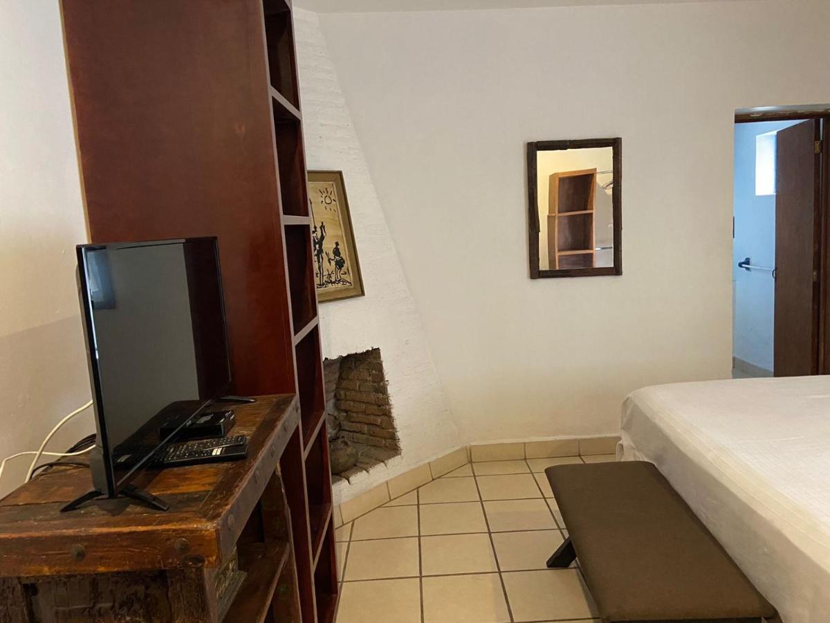 Meson Don Quijote Apartment อาจิจิก ภายนอก รูปภาพ