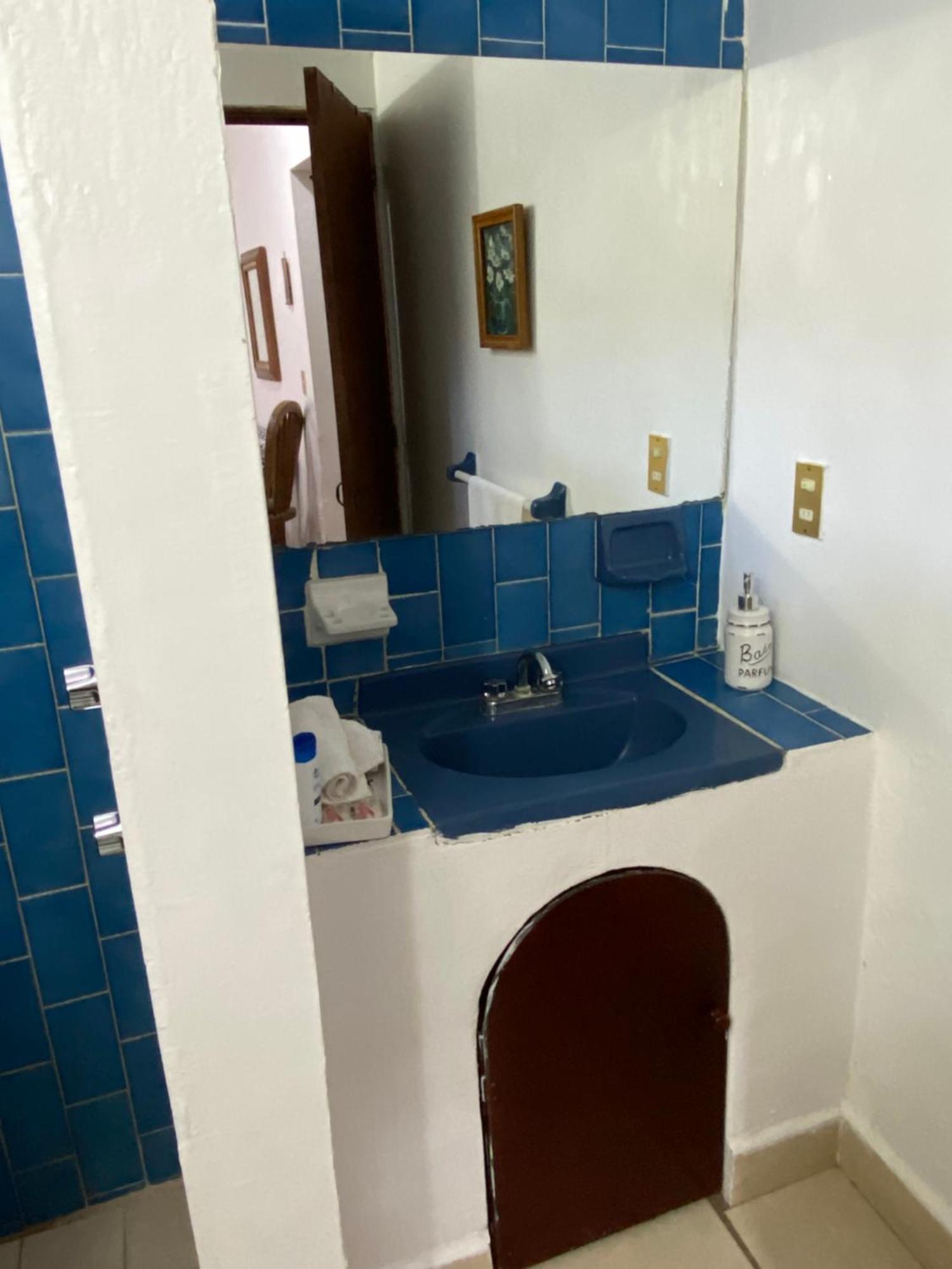Meson Don Quijote Apartment อาจิจิก ภายนอก รูปภาพ